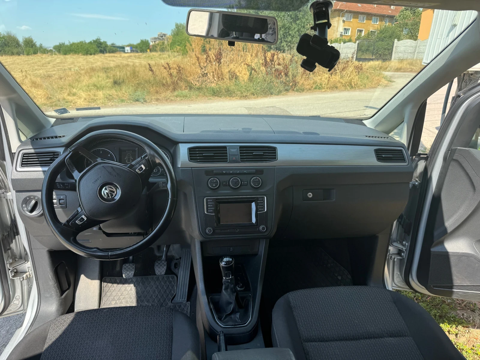 VW Caddy  - изображение 10