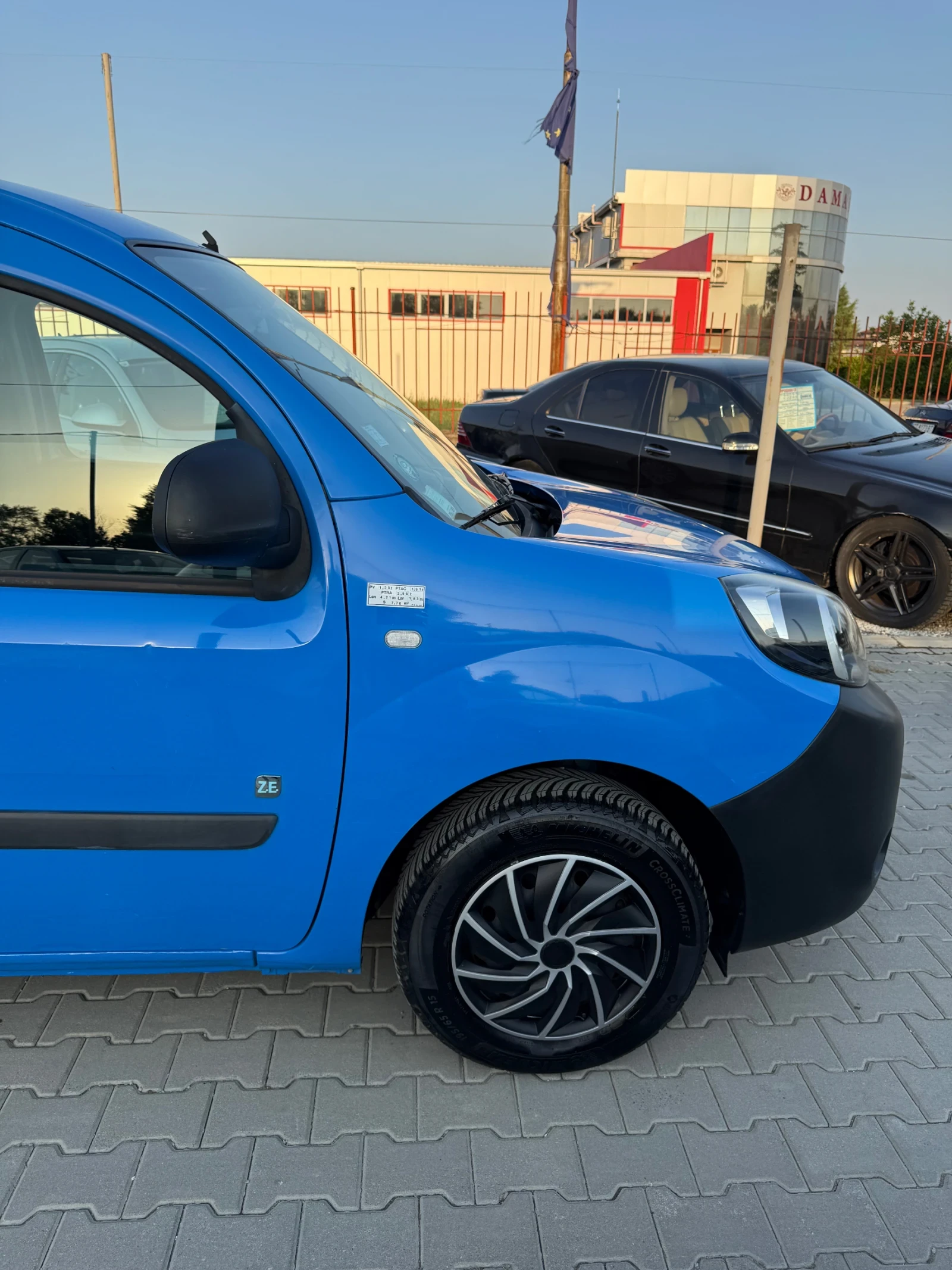 Renault Kangoo ZE* Печка* Климатик* 30.000км* Нов внос* Като ново - изображение 5