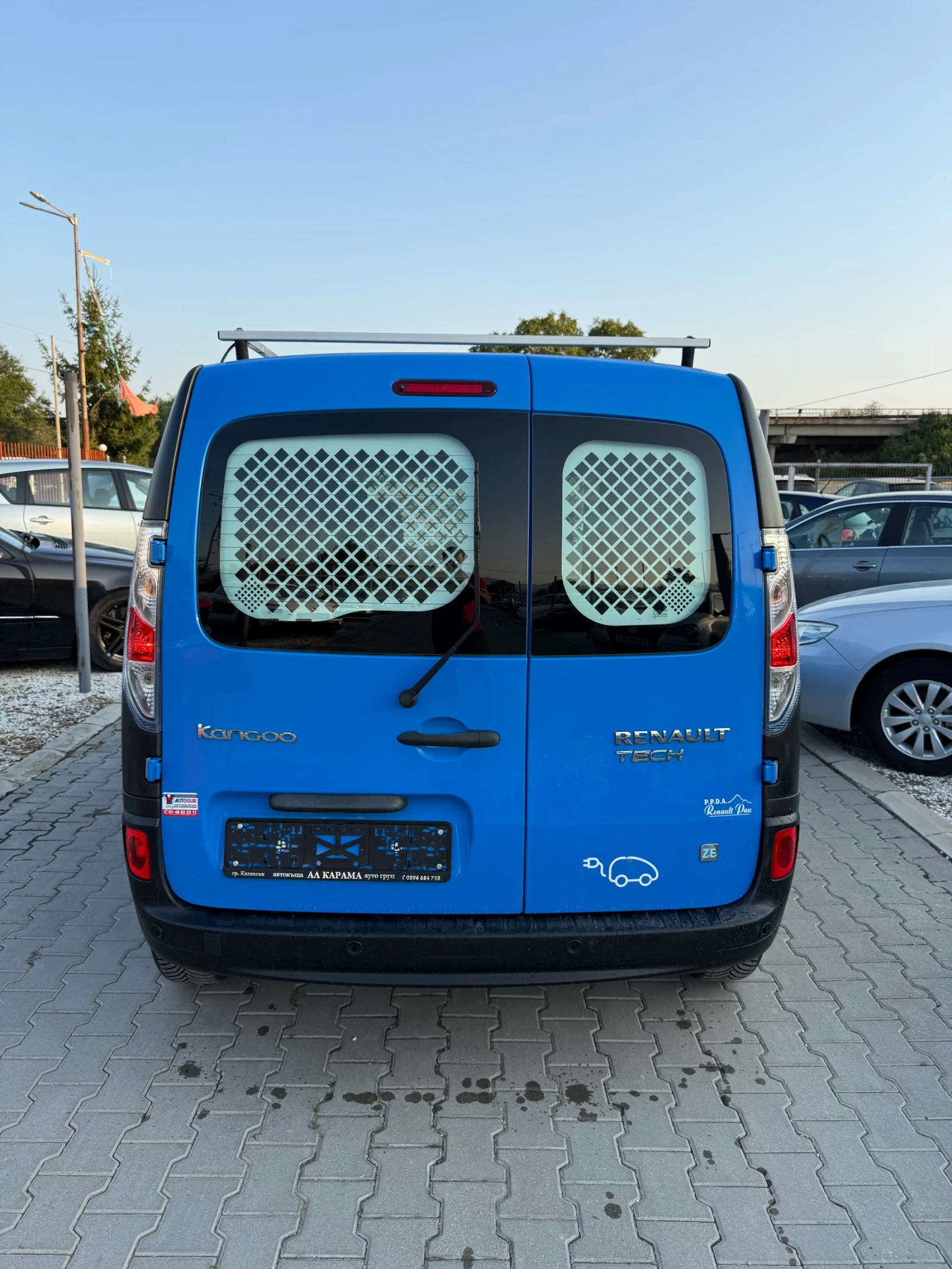 Renault Kangoo ZE* Печка* Климатик* 30.000км* Нов внос* Като ново - изображение 10