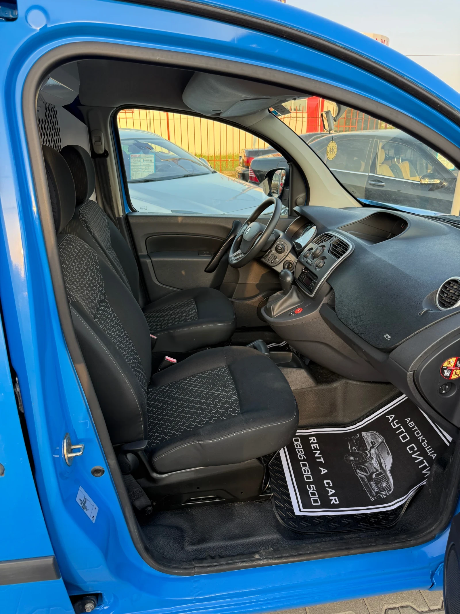 Renault Kangoo ZE* Печка* Климатик* 30.000км* Нов внос* Като ново - изображение 6