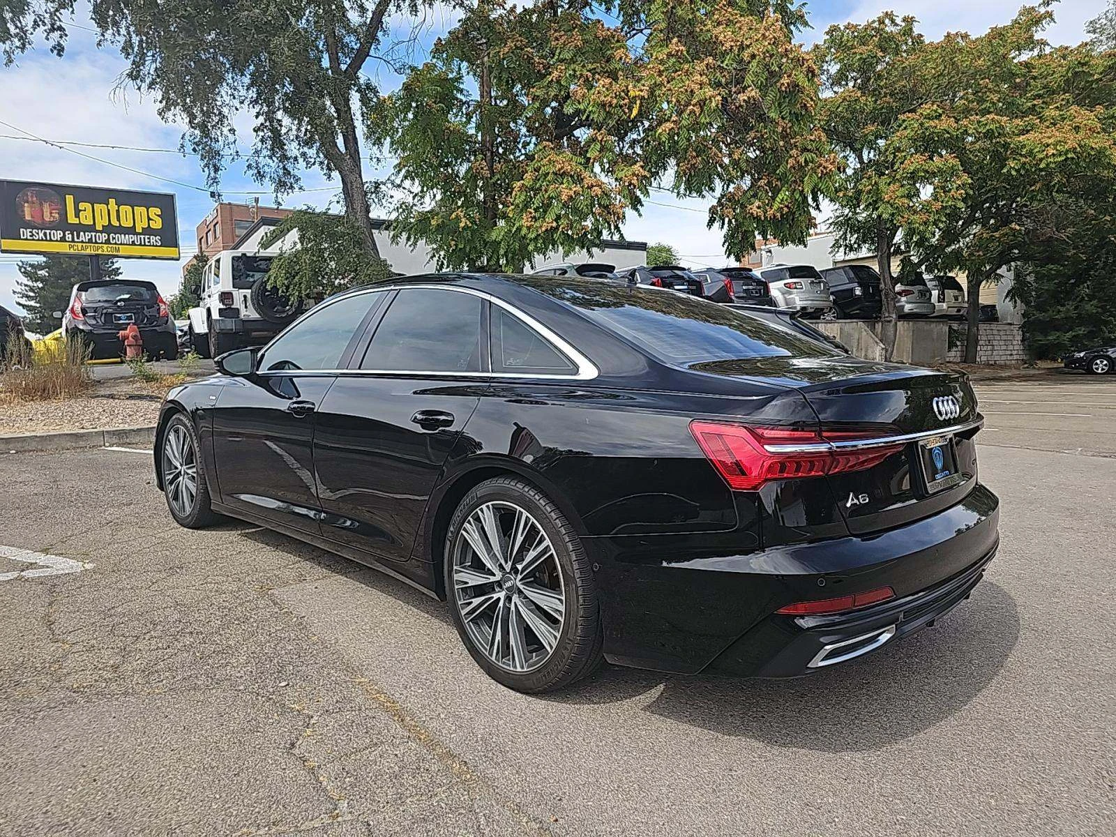 Audi A6 B&O* DISTRONIK* 360* LANE ASSIST* MATRIX* KEYLESS - изображение 4