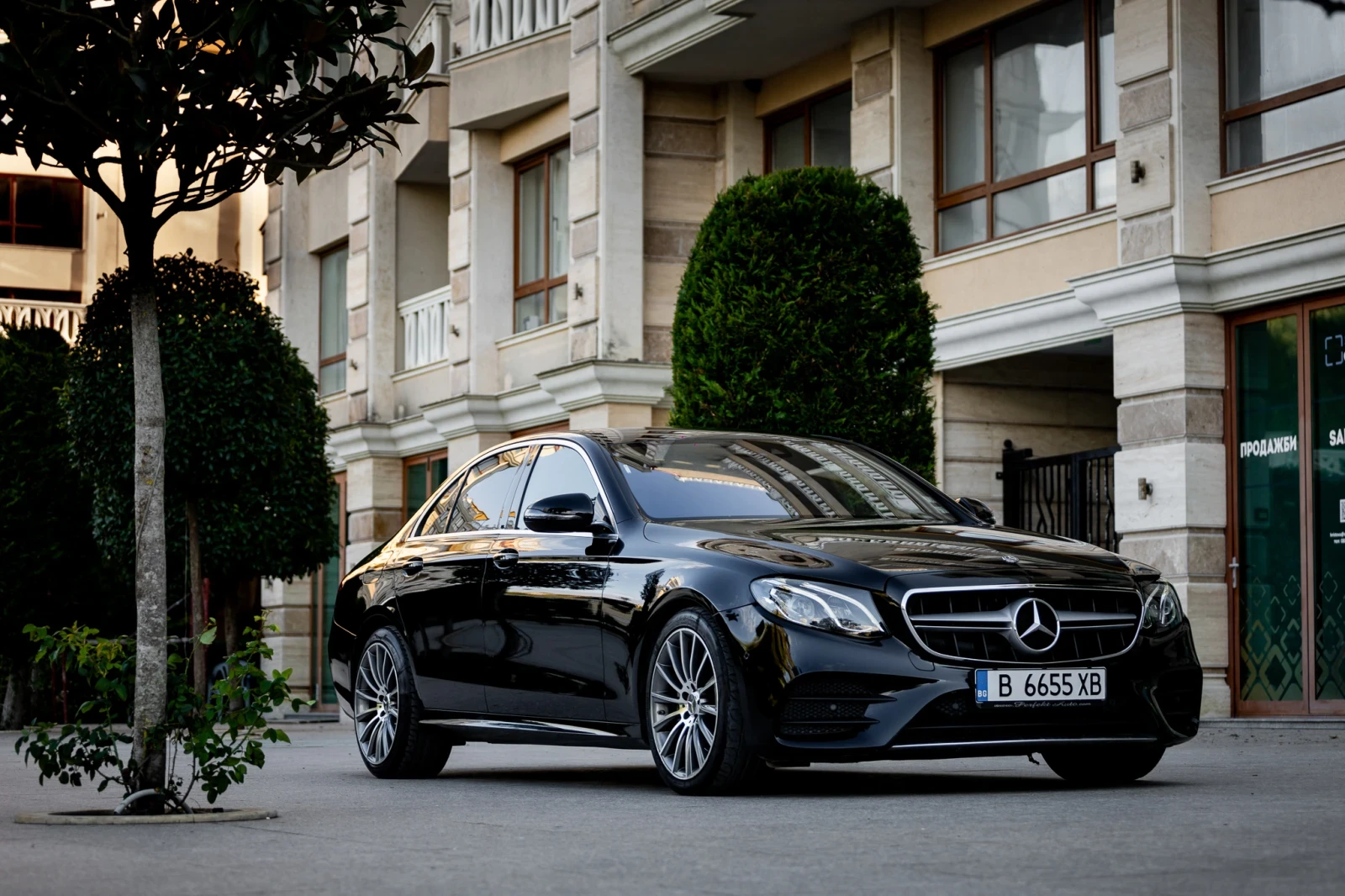 Mercedes-Benz E 220  - изображение 4