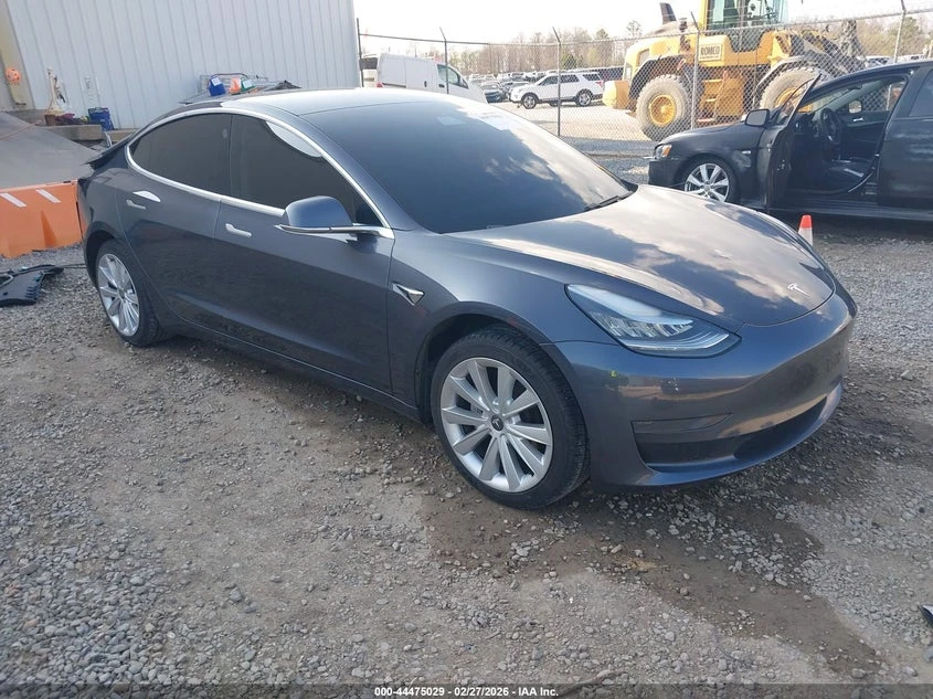 Tesla Model 3 Standard Range Plus Rear-Wheel Drive/Standard Rang | Auto.bg — изображение 1