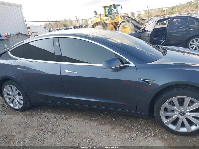 Tesla Model 3 Standard Range Plus Rear-Wheel Drive/Standard Rang, снимка 13 - Автомобили и джипове - 53960288