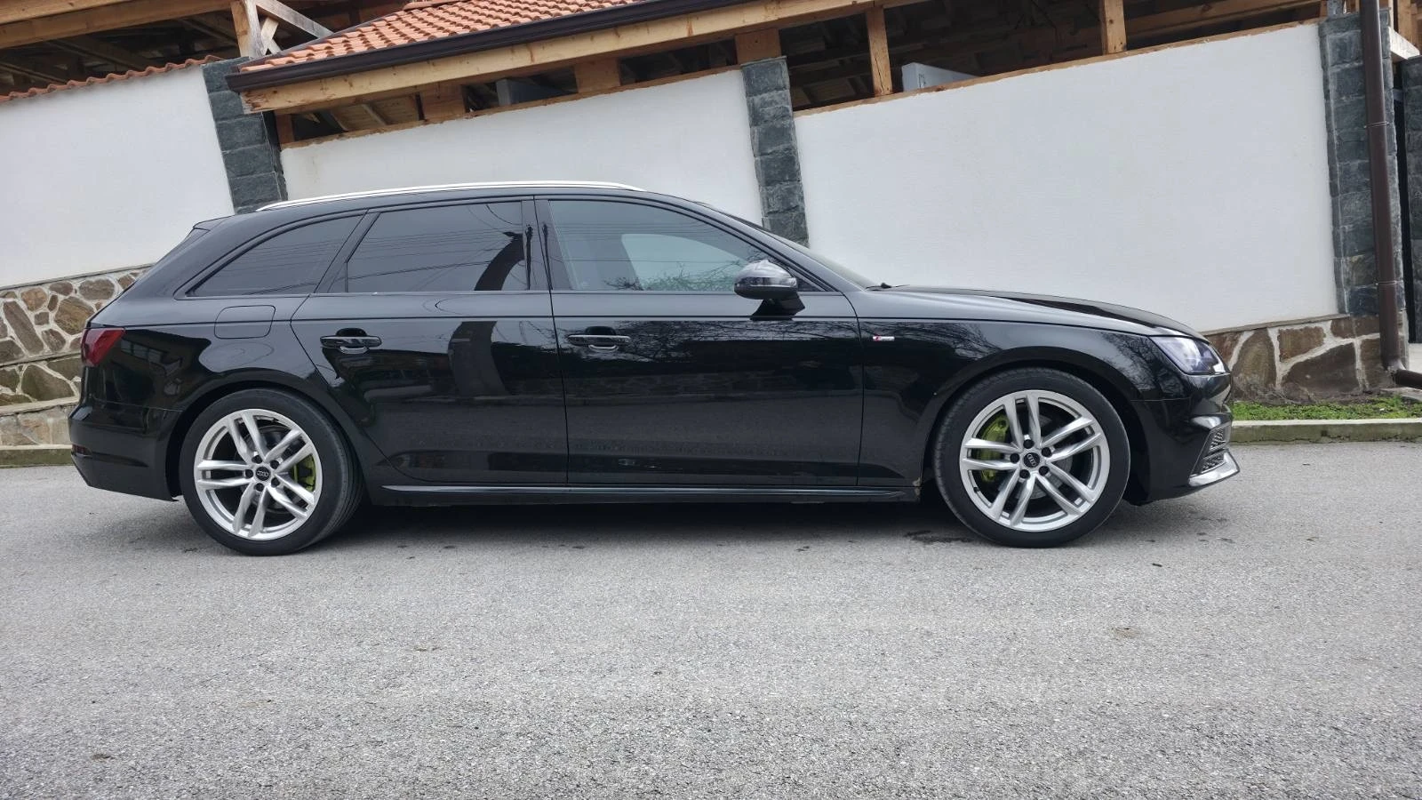 Audi A4 40TDI Quattro Led/Matrix, снимка 4 - Автомобили и джипове - 54017076