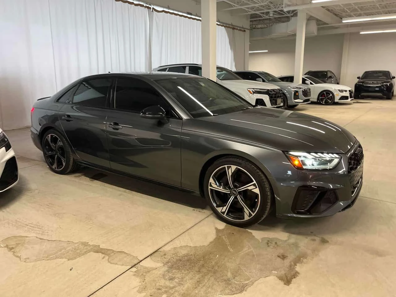 Audi S4 * Technik * MATRIX* DISTRONIC* BANG&OLUFSEN* , снимка 3 - Автомобили и джипове - 54168931