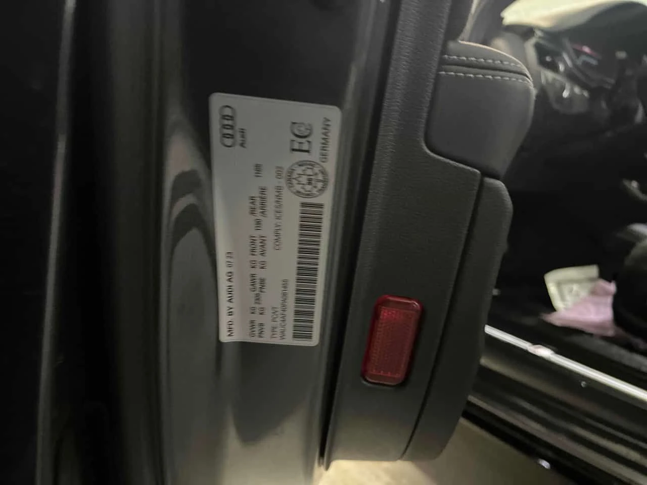 Audi S4 * Technik * MATRIX* DISTRONIC* BANG&OLUFSEN* , снимка 10 - Автомобили и джипове - 54168931