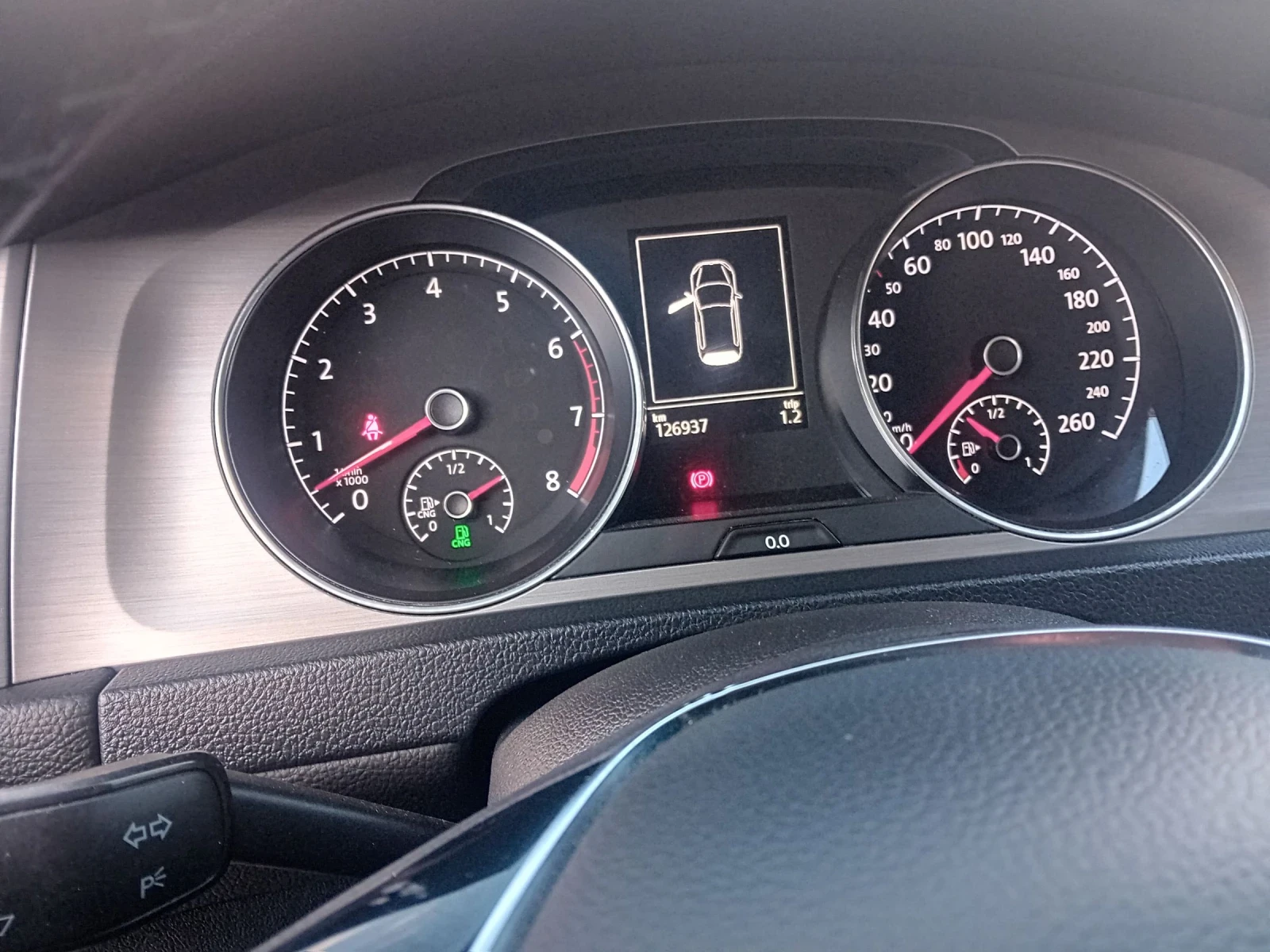 VW Golf 1.4Tgi 110k.sili, снимка 15 - Автомобили и джипове - 54335059