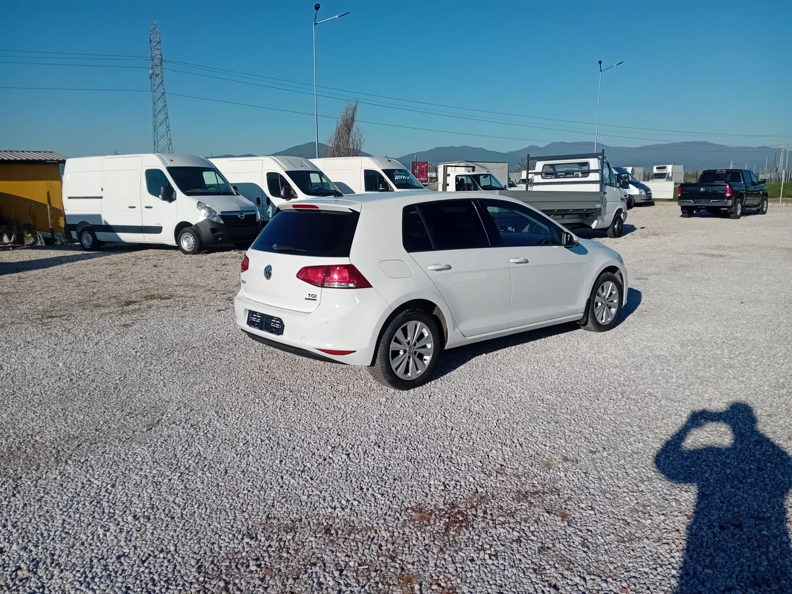 VW Golf 1.4Tgi 110k.sili, снимка 6 - Автомобили и джипове - 54335059