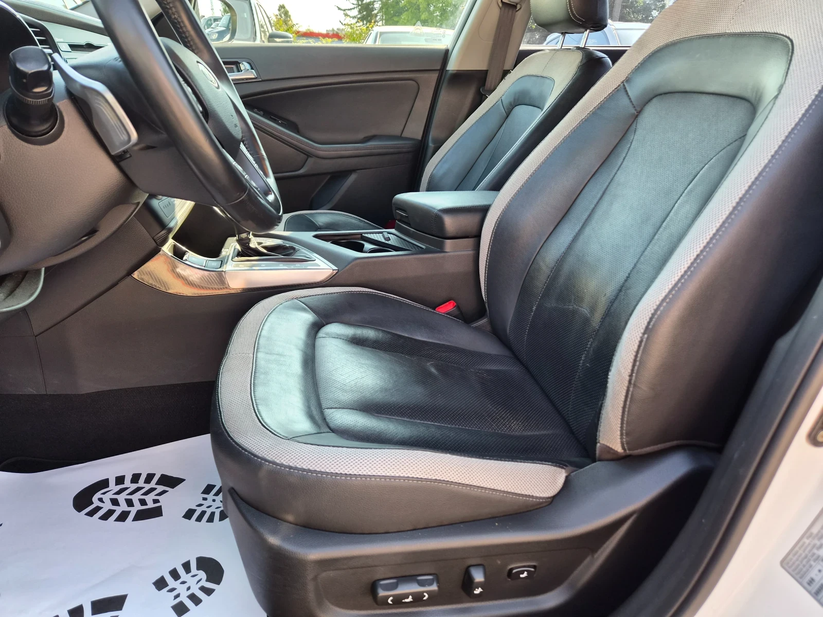 Kia Optima 1.7CRDI-136k.s.AUT, снимка 8 - Автомобили и джипове - 54829526