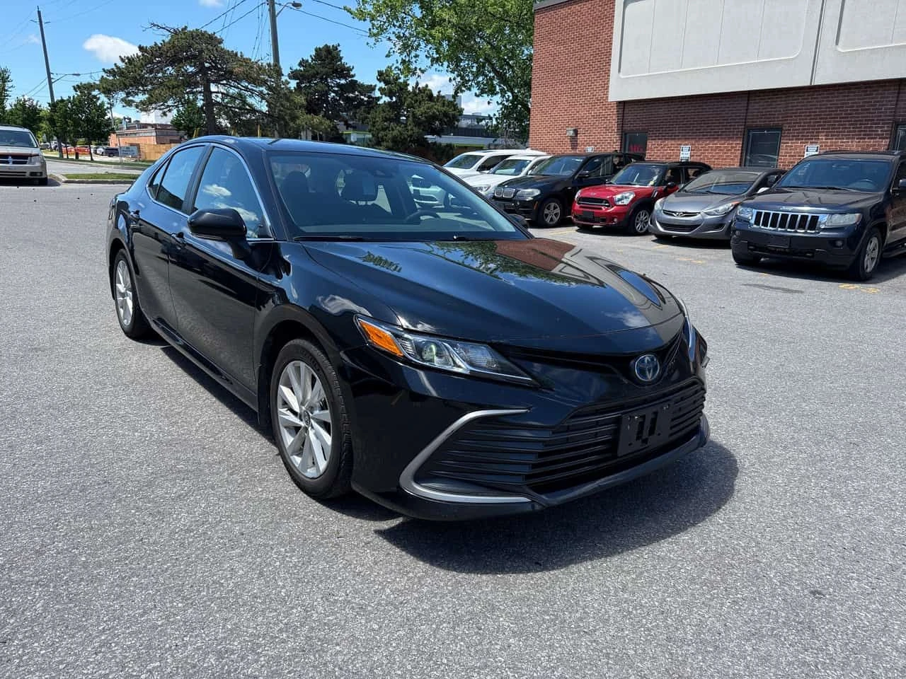 Toyota Camry | Hybrid LE | CARFAX | БЕЗ ПЪРВОНАЧАЛНА ВНОСКА | , снимка 10 - Автомобили и джипове - 55130714