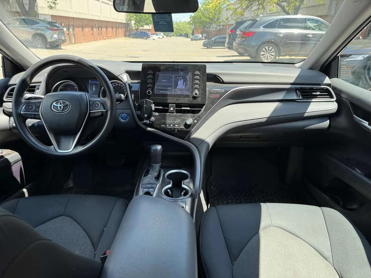 Toyota Camry | Hybrid LE | CARFAX | БЕЗ ПЪРВОНАЧАЛНА ВНОСКА | , снимка 9 - Автомобили и джипове - 55130714