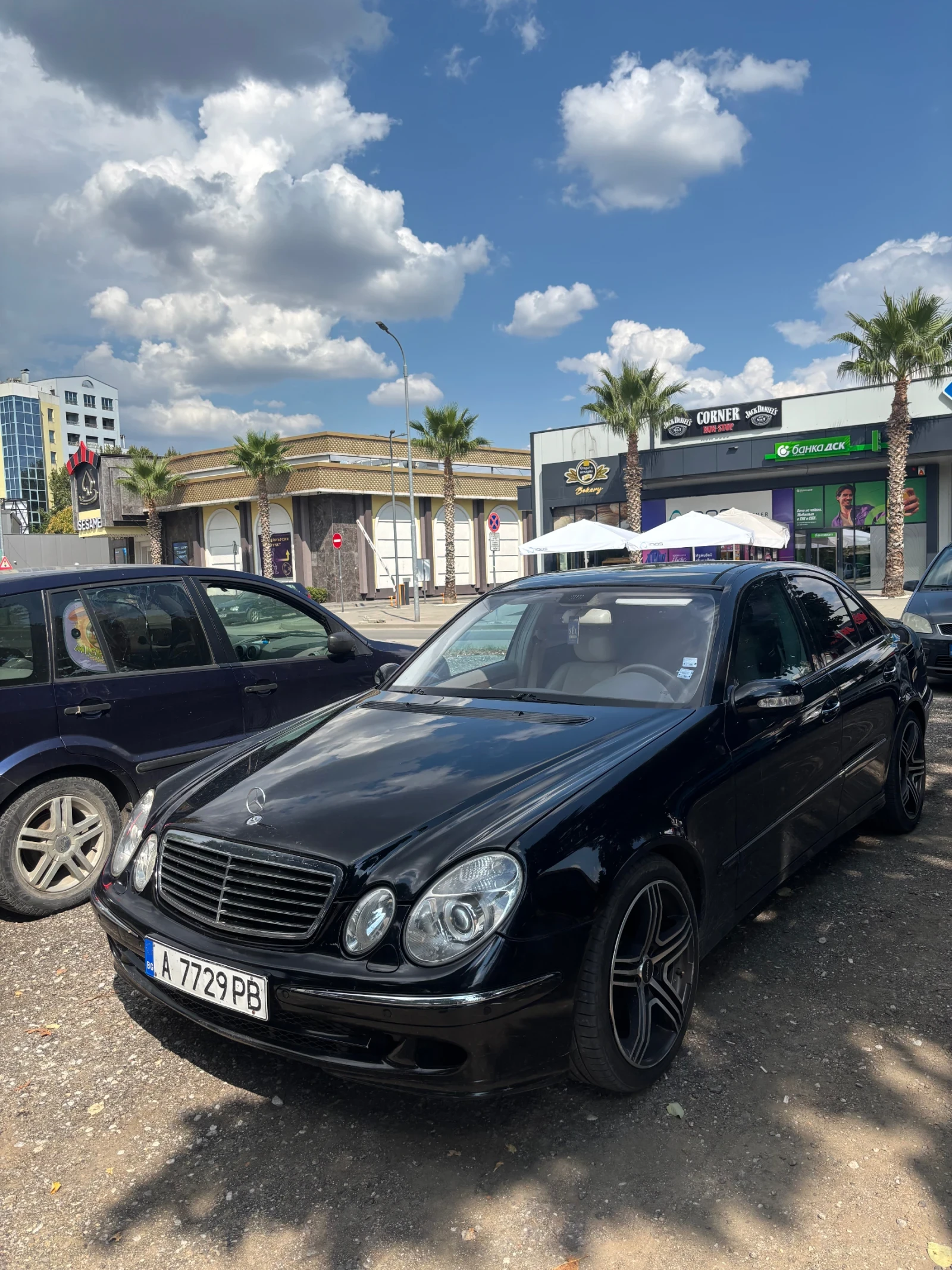 Mercedes-Benz E 270, снимка 2 - Автомобили и джипове - 55605286