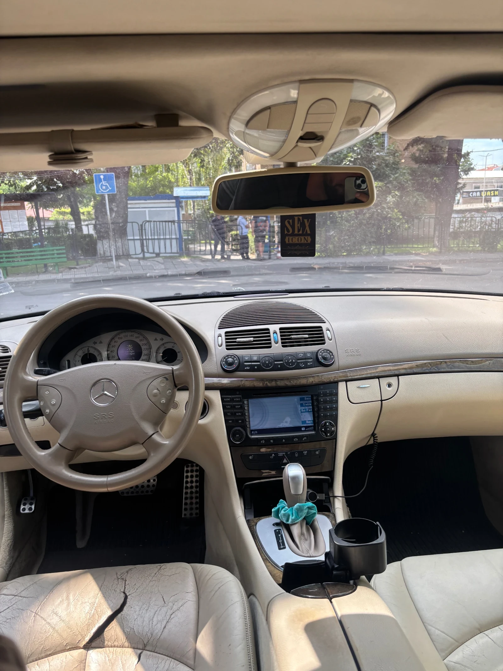 Mercedes-Benz E 270, снимка 7 - Автомобили и джипове - 55605286