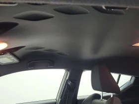 Toyota C-HR LE  CARFAX, снимка 12