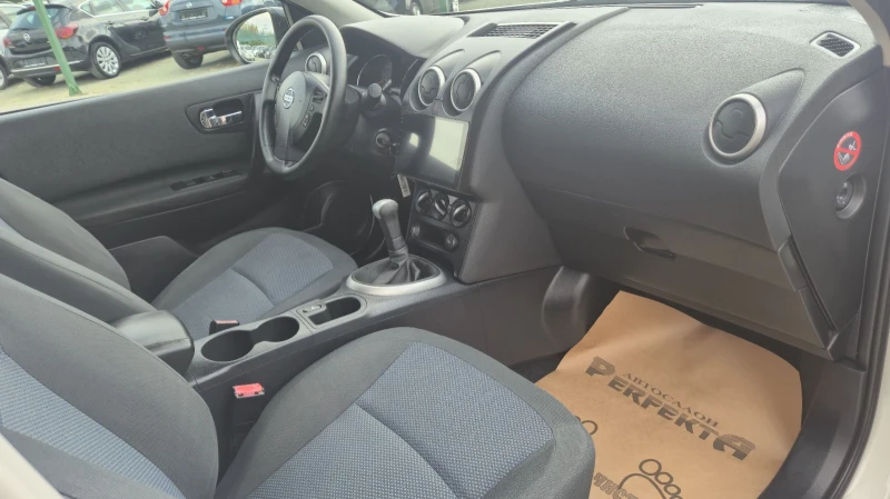 Nissan Qashqai 1.6 газ/бензин 117к.с., снимка 14 - Автомобили и джипове - 51677194