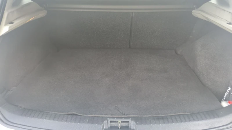 Nissan Qashqai 1.6 газ/бензин 117к.с., снимка 16 - Автомобили и джипове - 51677194