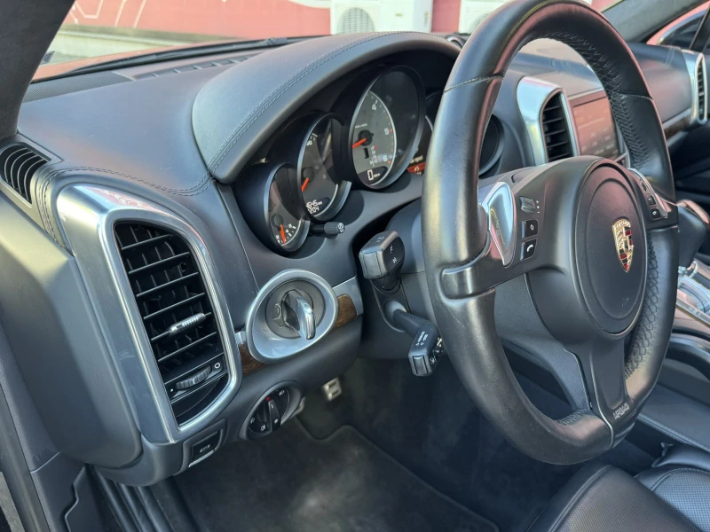 Porsche Cayenne 4.2S V8 FULL, снимка 8 - Автомобили и джипове - 52666009