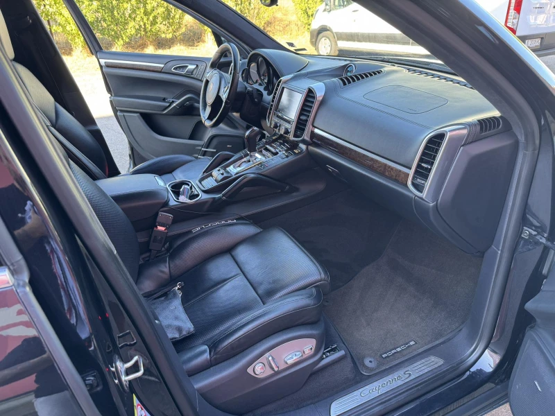 Porsche Cayenne 4.2S V8 FULL, снимка 14 - Автомобили и джипове - 52666009