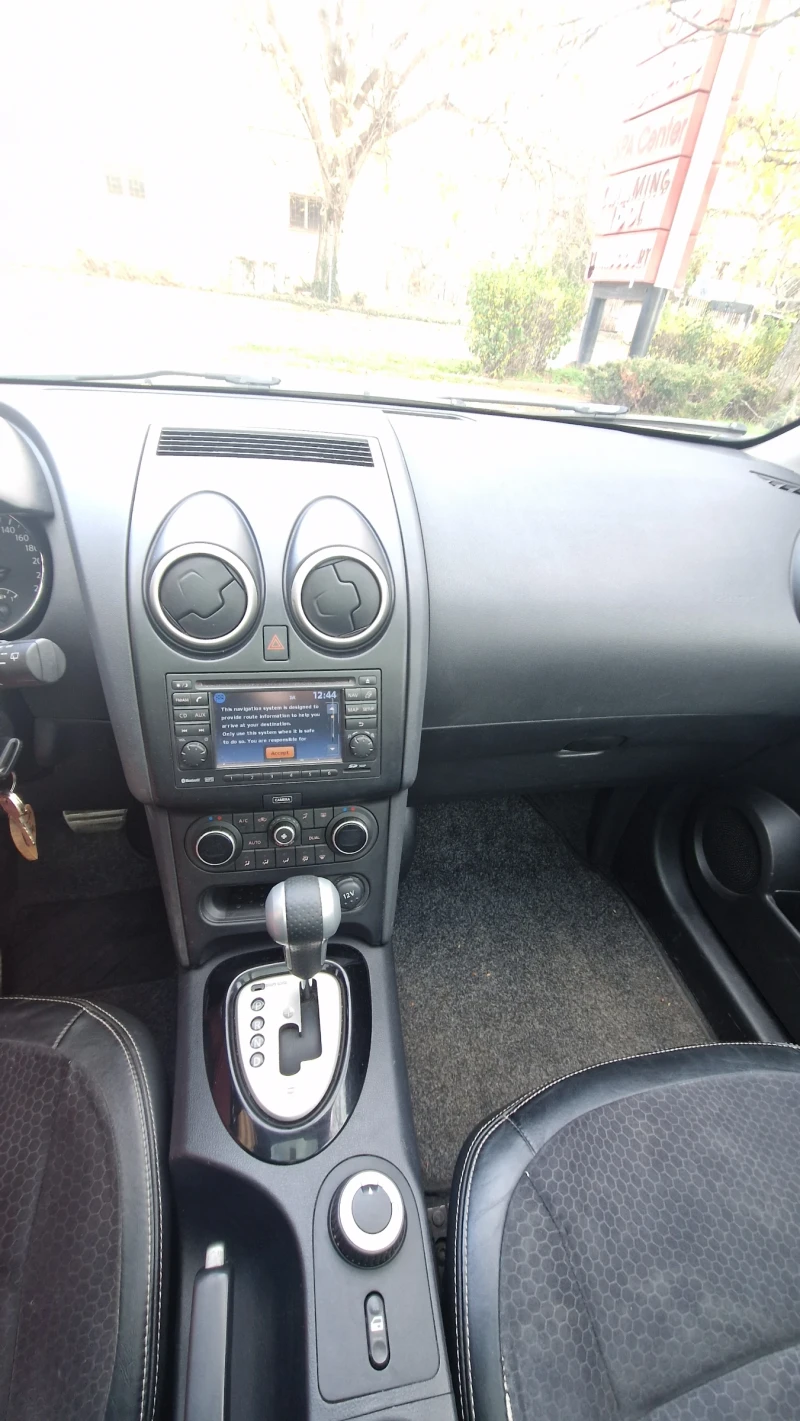 Nissan Qashqai 2000, снимка 11 - Автомобили и джипове - 52500311