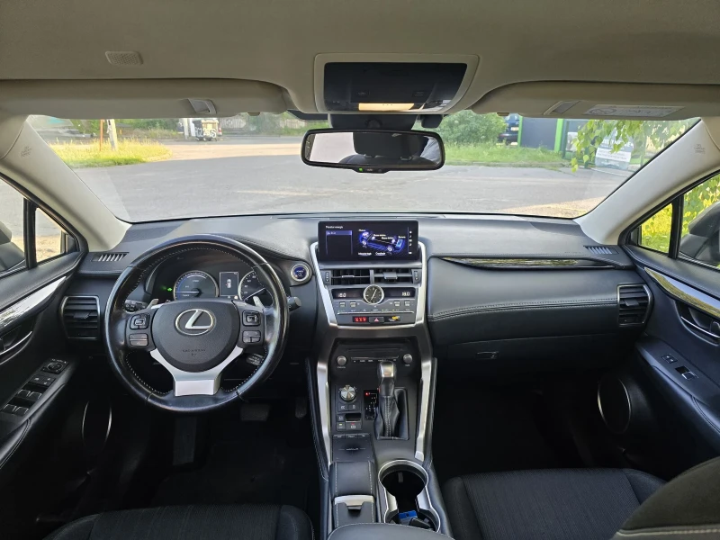 Lexus NX 300h 300HYBRID/4X4/ГАРАНЦИЯ до 2030г, снимка 15 - Автомобили и джипове - 52632806