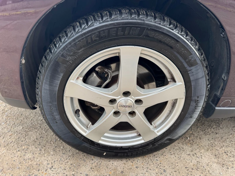 Toyota Urban Cruiser 1.3 VVT-i Club, снимка 17 - Автомобили и джипове - 53180368