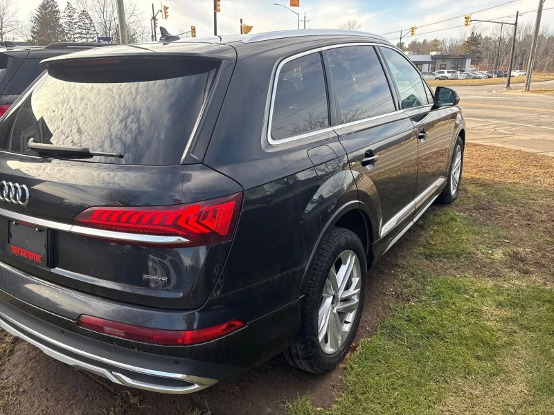 Audi Q7 Premium 45 TFSI* CARFAX* 7 МЕСТА * ПАНО* , снимка 5 - Автомобили и джипове - 53499646