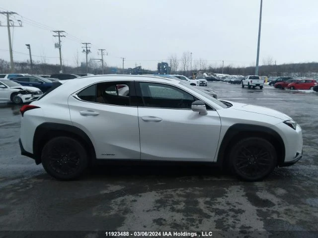 Lexus UX 250h КАНАДА/РЕАЛЕН ПРОБЕГ, снимка 11 - Автомобили и джипове - 48485423