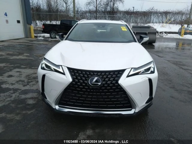 Lexus UX 250h КАНАДА/РЕАЛЕН ПРОБЕГ, снимка 2 - Автомобили и джипове - 48485423