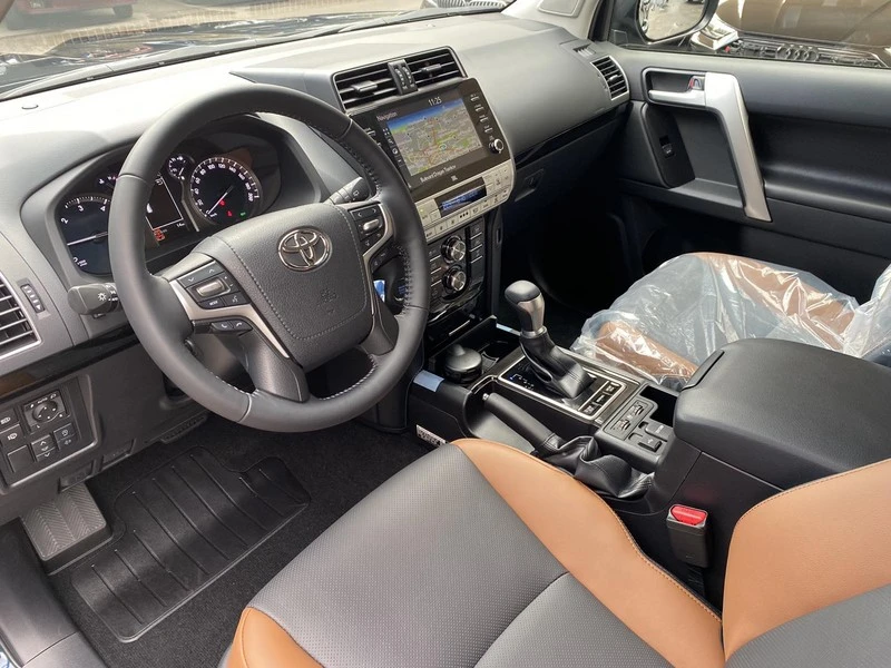 Toyota Land cruiser 150 Special Edition, снимка 8 - Автомобили и джипове - 53994417