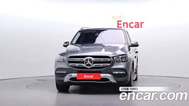 Mercedes-Benz GLE 300 d 4MATIC, АВТОКРЕДИТ, снимка 3 - Автомобили и джипове - 56059284