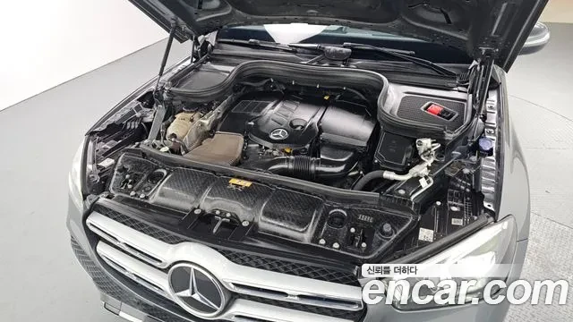 Mercedes-Benz GLE 300 d 4MATIC, АВТОКРЕДИТ, снимка 5 - Автомобили и джипове - 56059284