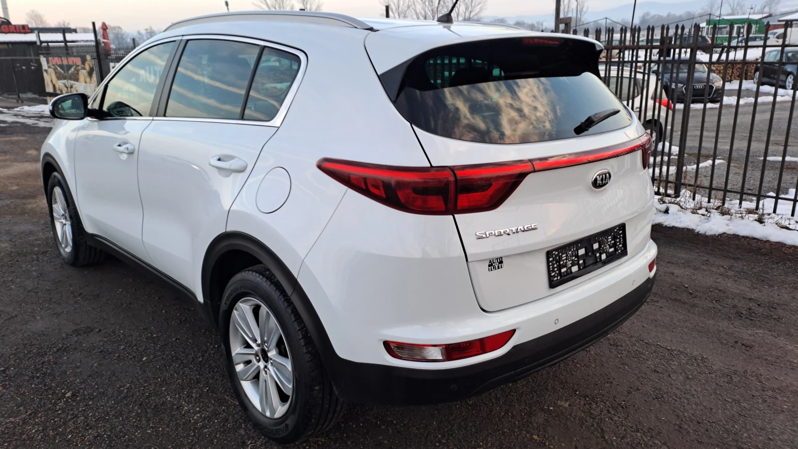 Kia Sportage 1.7d. Automatic - изображение 7