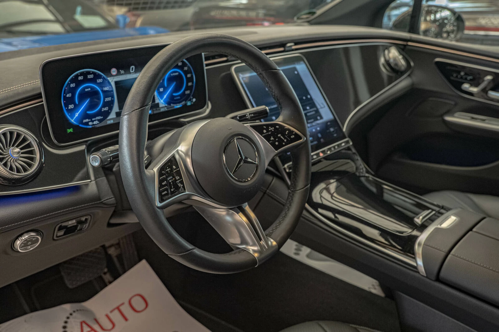 Mercedes-Benz EQE 300/98kWh/MBUX/Амбиент/Подгрев - изображение 6