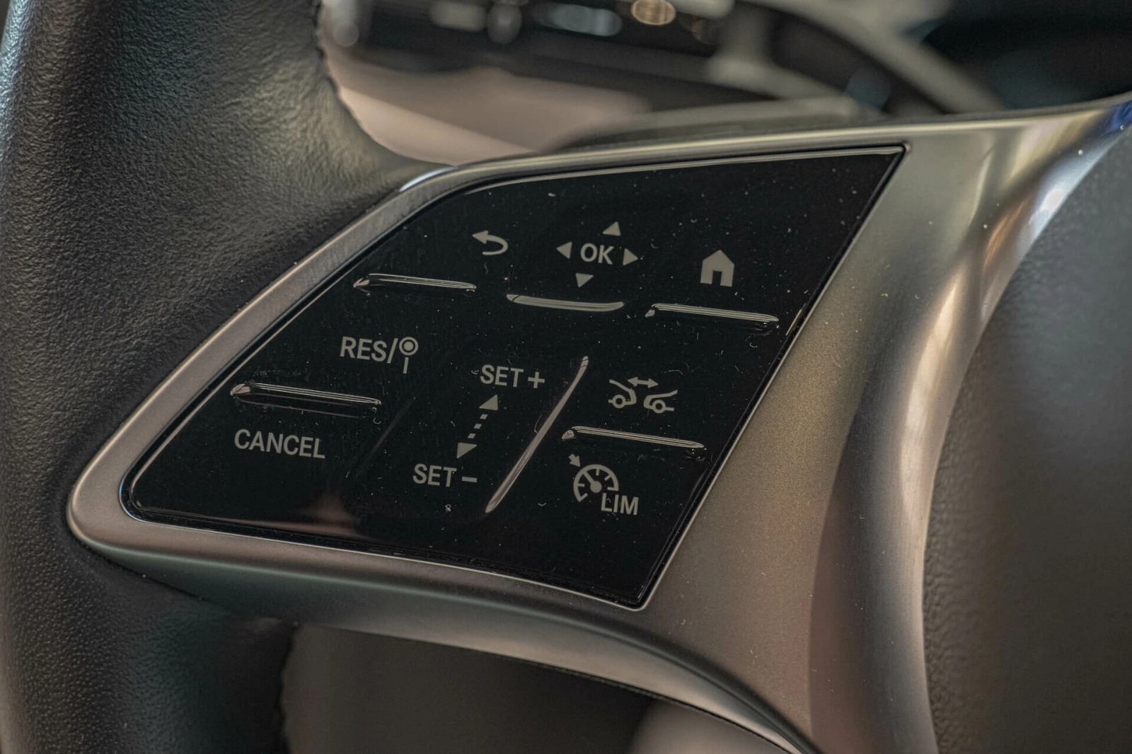 Mercedes-Benz EQE 300/98kWh/MBUX// | Mobile.bg   12