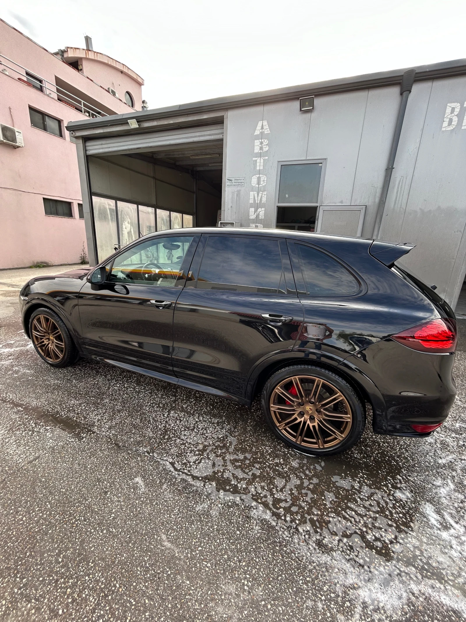 Porsche Cayenne GTS - изображение 2