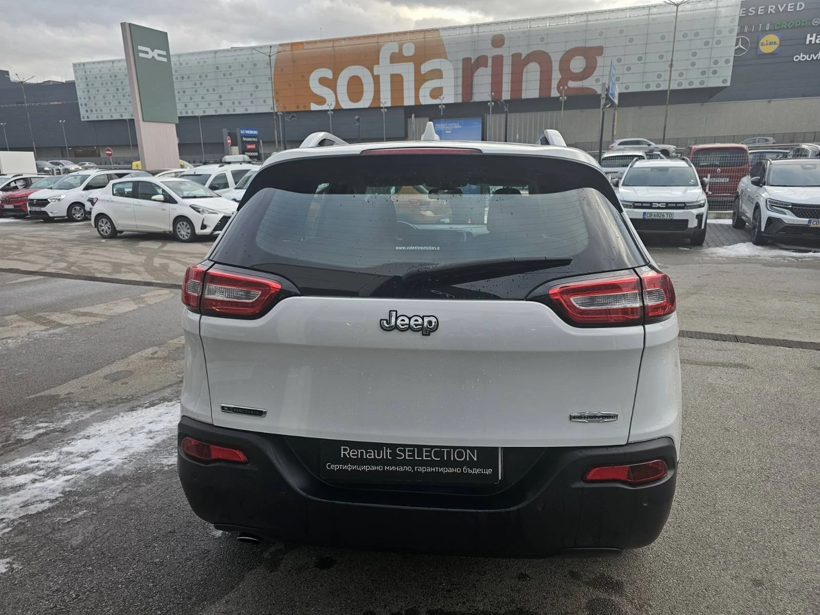 Jeep Cherokee 2.0 dCi 140hp 4x2 - изображение 6