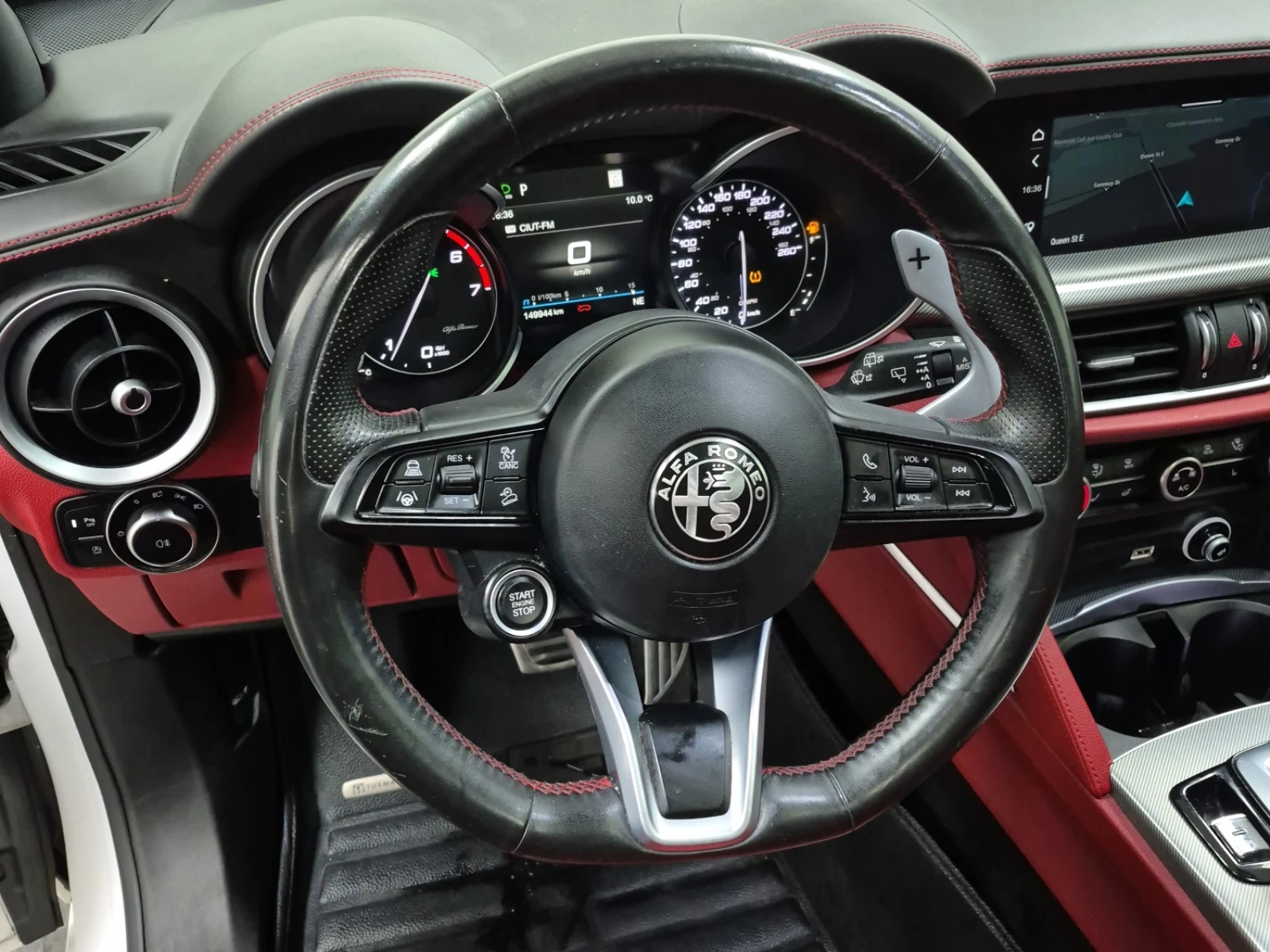 Alfa Romeo Stelvio TI Sport AWD 280кс * Възможност за Лизинг*  - изображение 10