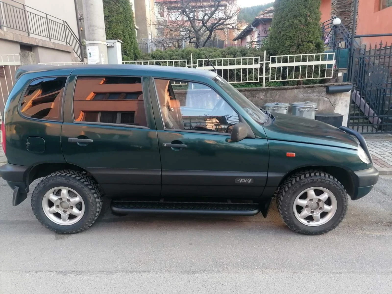 Chevrolet Niva 1111, снимка 3 - Автомобили и джипове - 53840868