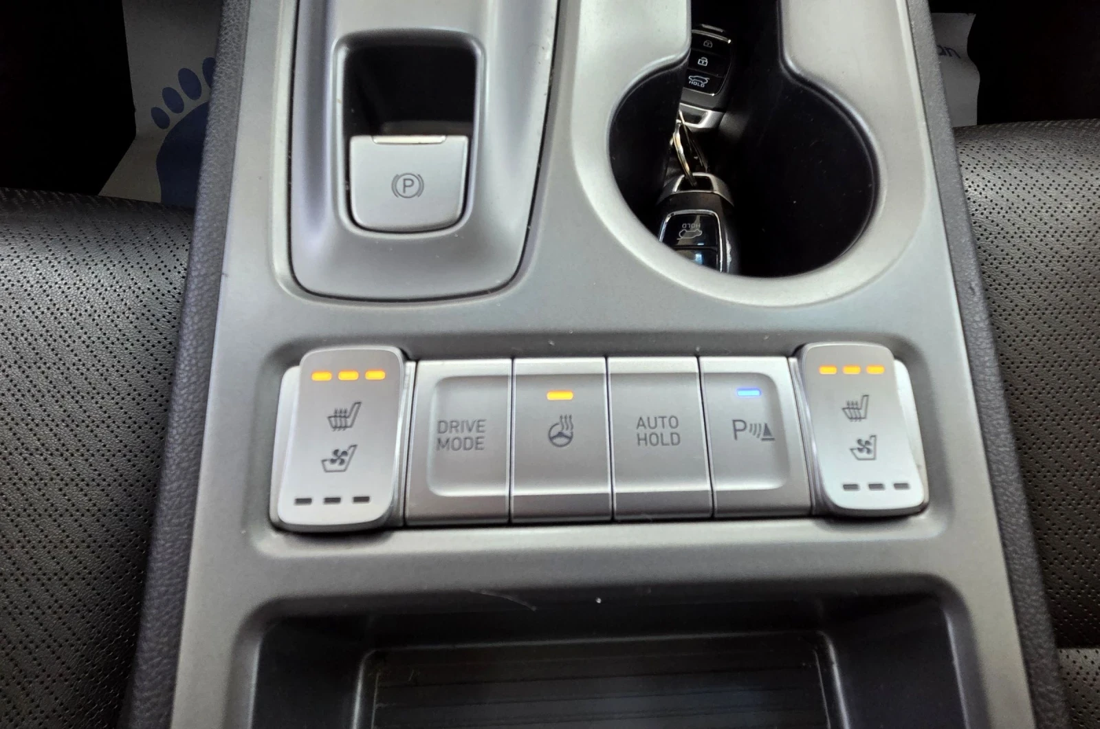 Hyundai Kona 64KWh/Premium/SOH100%/ШИБИДАХ, снимка 15 - Автомобили и джипове - 54035365