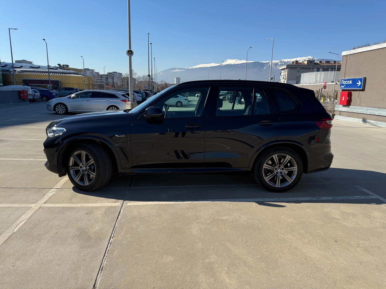 BMW X5 xDrive45e ОБСЛУЖЕН НОВ ВНОС ГАРАНЦИОНЕН, снимка 4 - Автомобили и джипове - 54196998