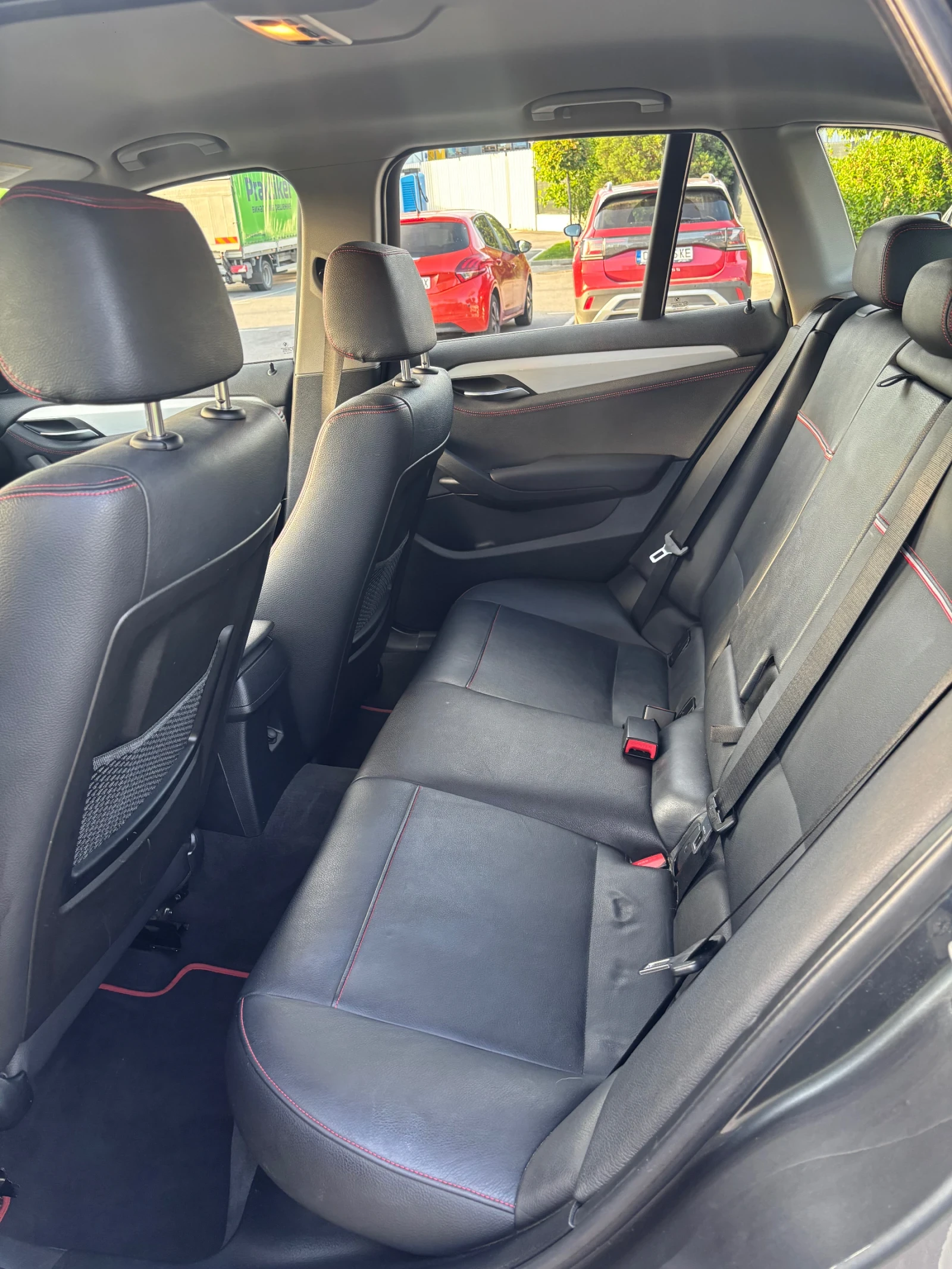 BMW X1 xDrive20d, снимка 8 - Автомобили и джипове - 54671661
