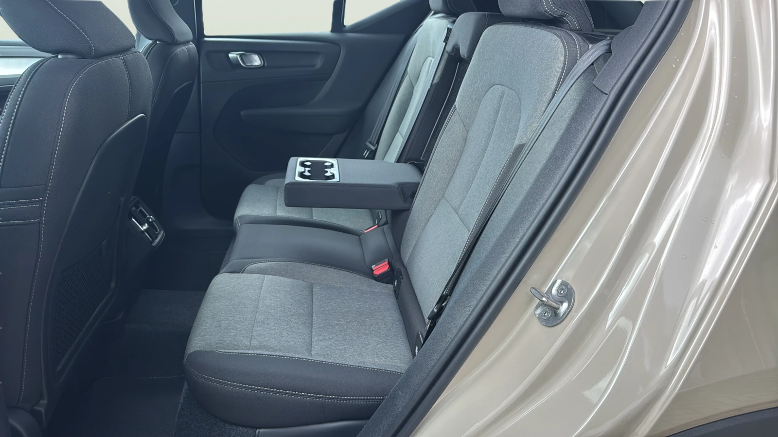 Volvo XC40 2.0L B3 | Mobile.bg � ����������� 14