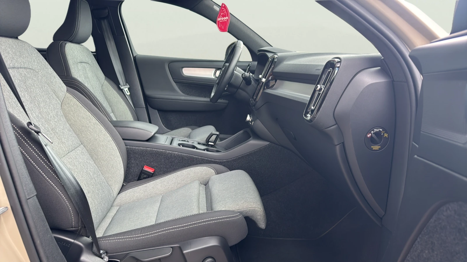 Volvo XC40 2.0L B3 | Mobile.bg � ����������� 9