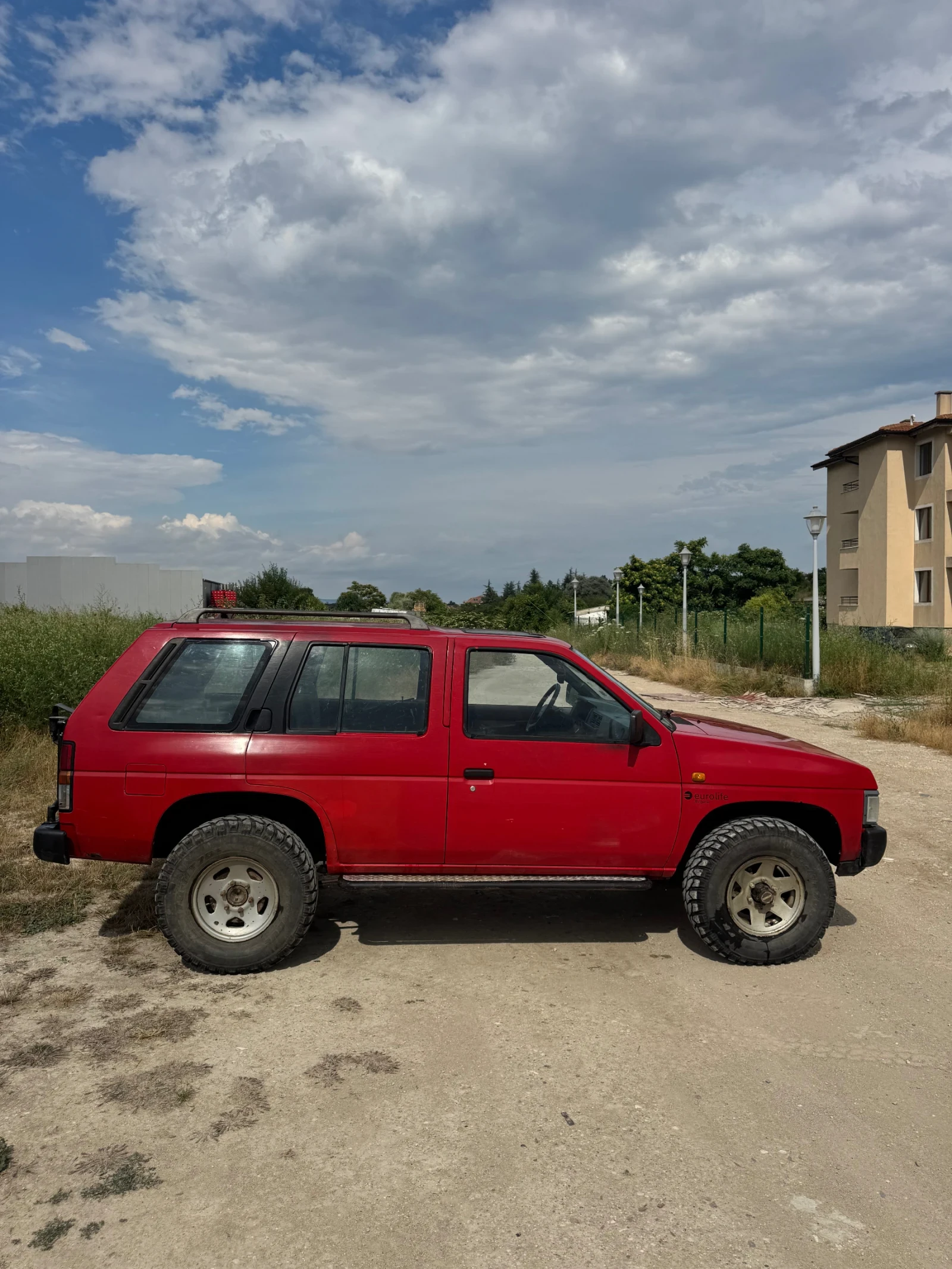 Nissan Terrano, снимка 8 - Автомобили и джипове - 55266099