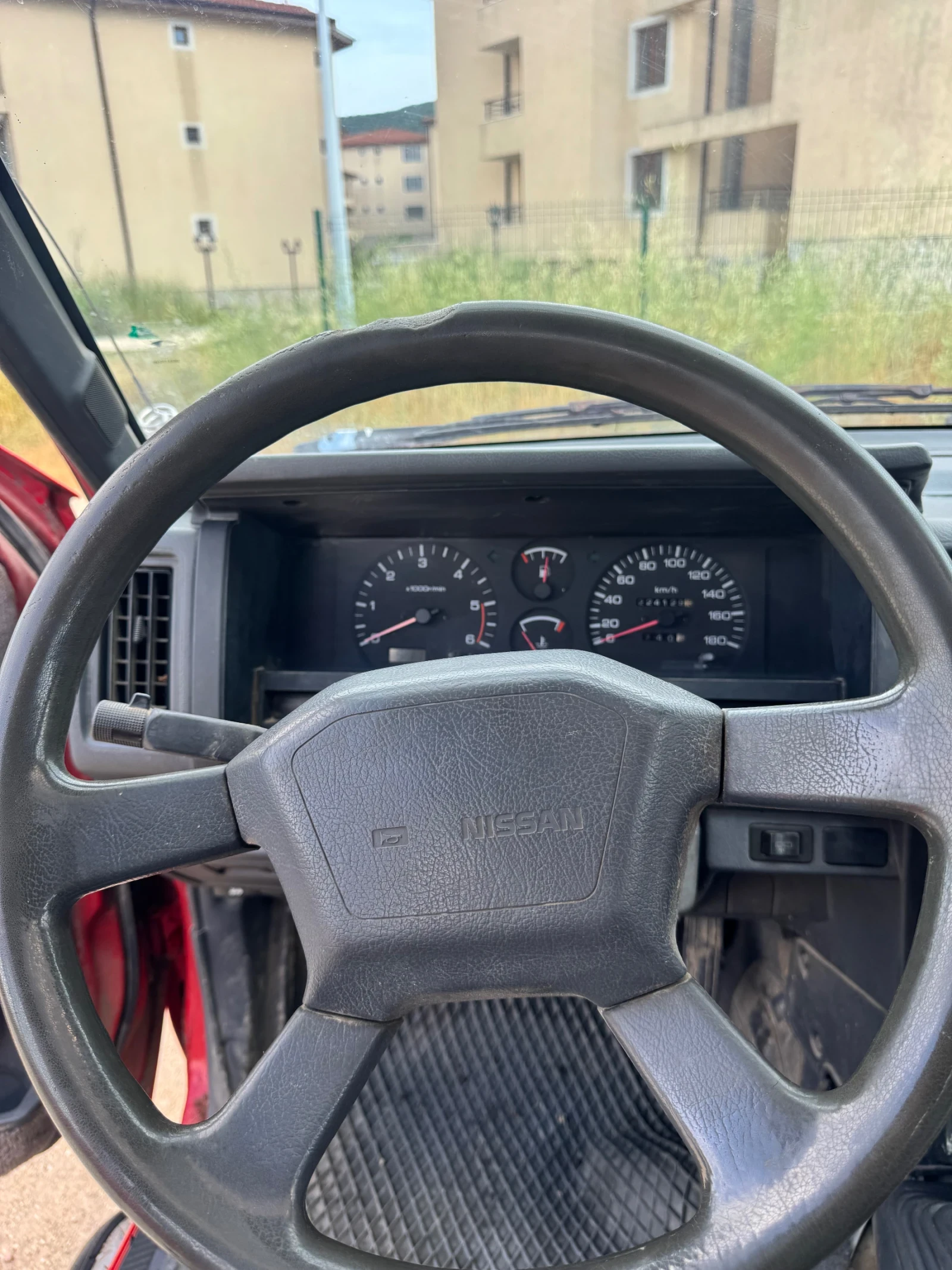 Nissan Terrano, снимка 9 - Автомобили и джипове - 55266099