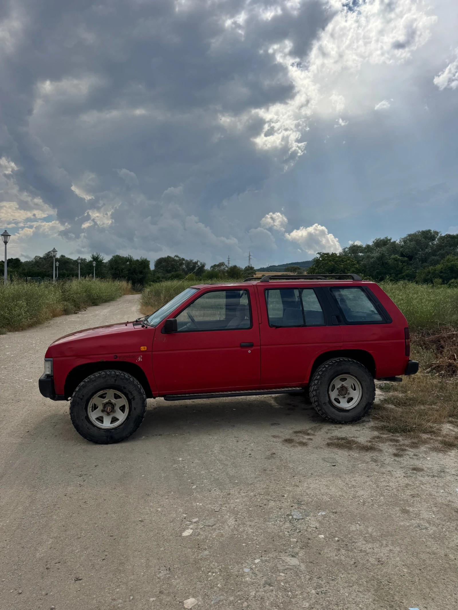 Nissan Terrano, снимка 4 - Автомобили и джипове - 55266099