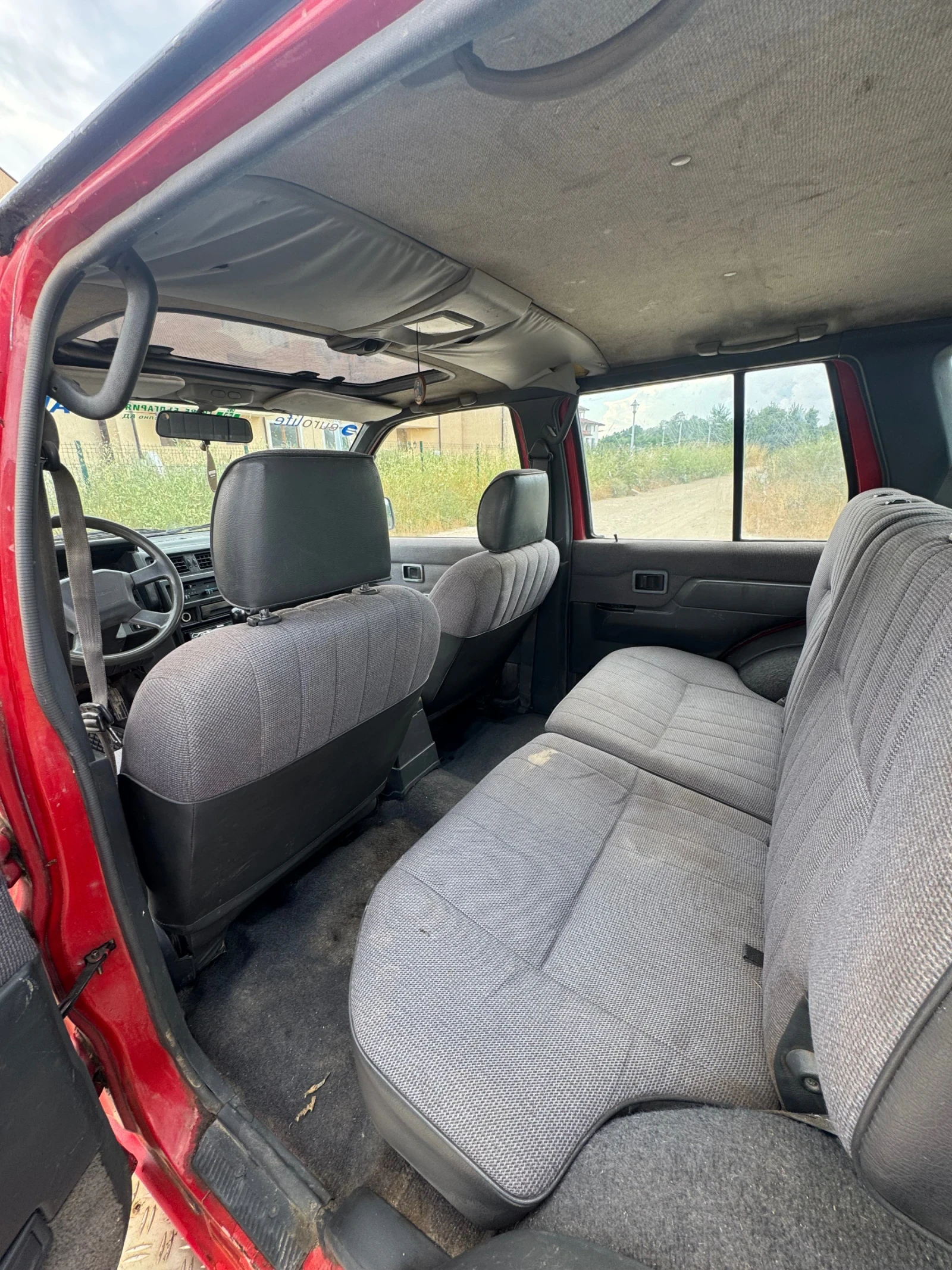 Nissan Terrano, снимка 12 - Автомобили и джипове - 55266099