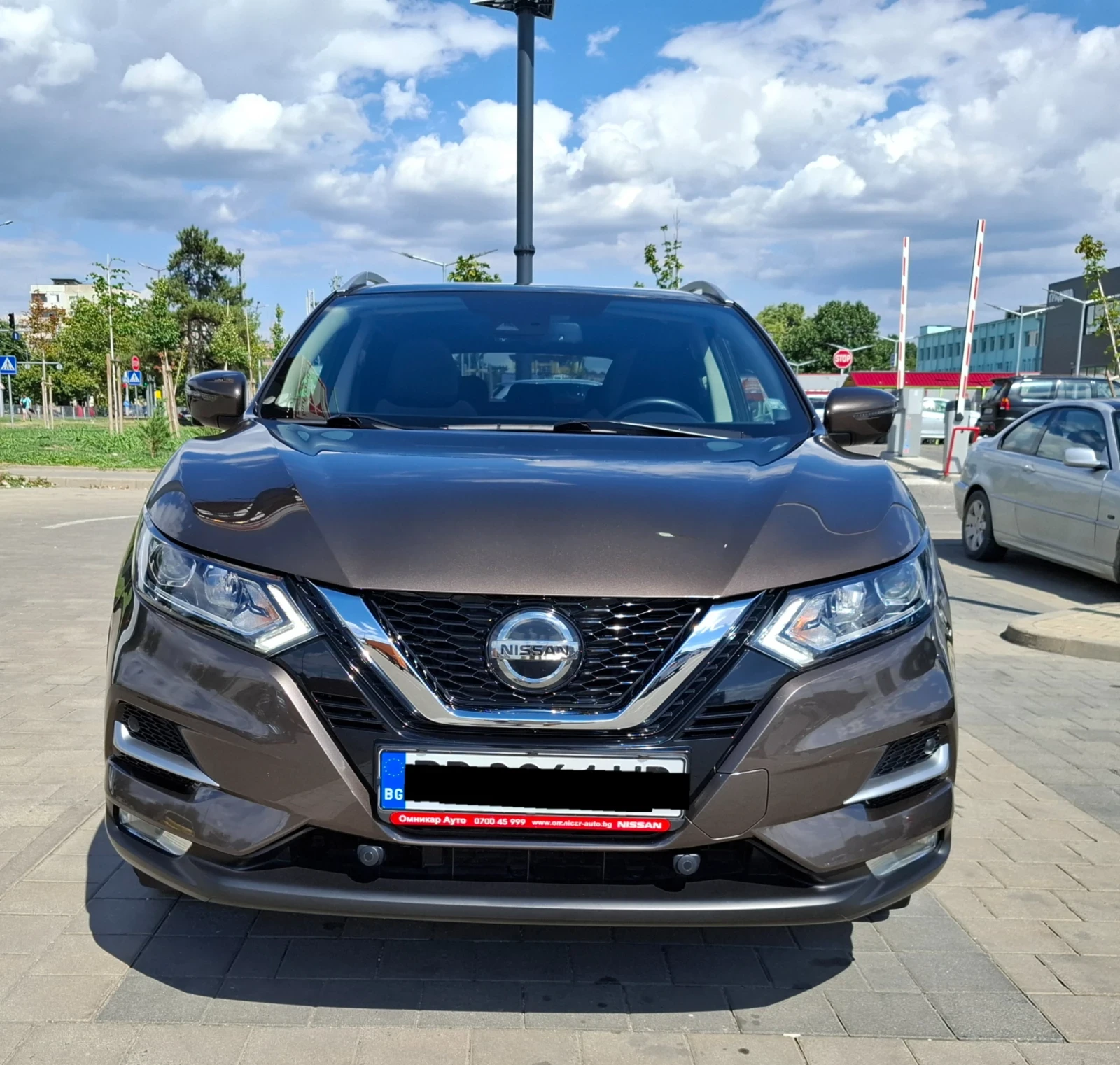 Nissan Qashqai N-Connecta Plus, снимка 3 - Автомобили и джипове - 55416148