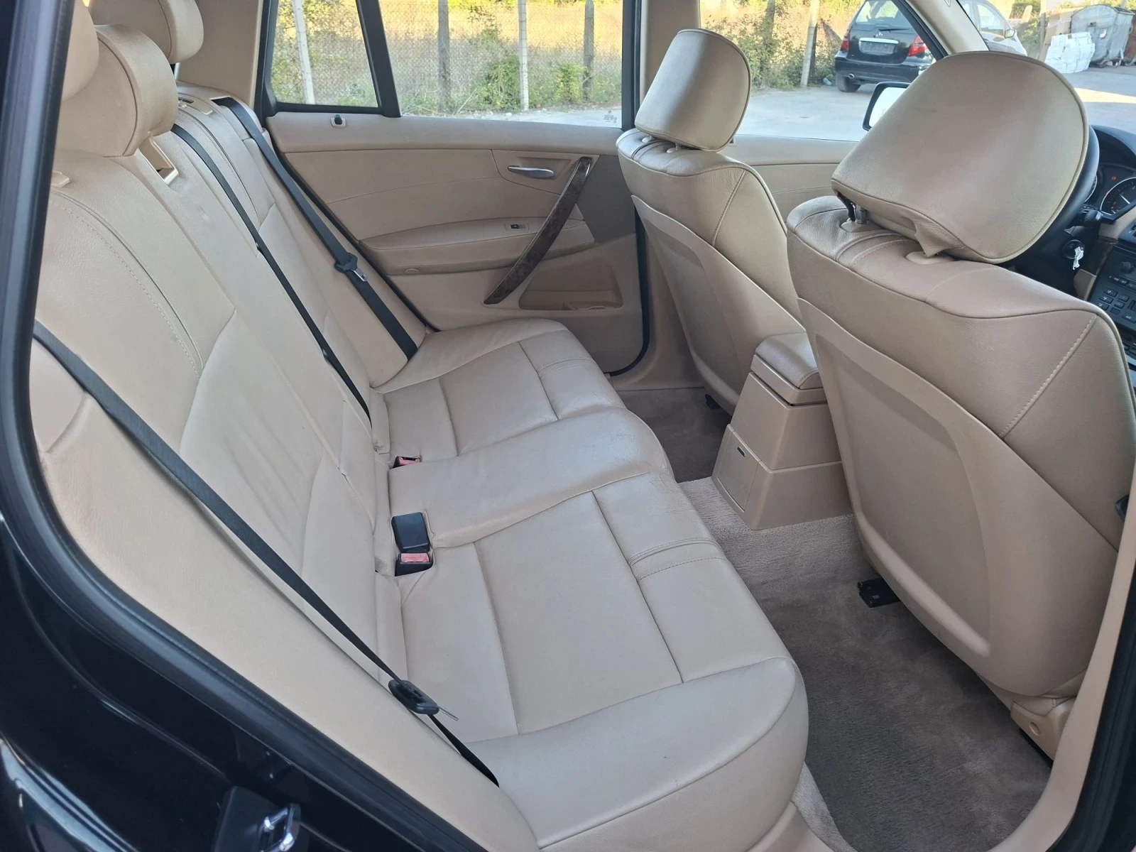 BMW X3 2.0D 150кс Navi Кожа, снимка 11 - Автомобили и джипове - 56011165